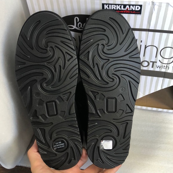 NIB Kirkland Signature Shearling Wedge boot - Picture 2 of 3